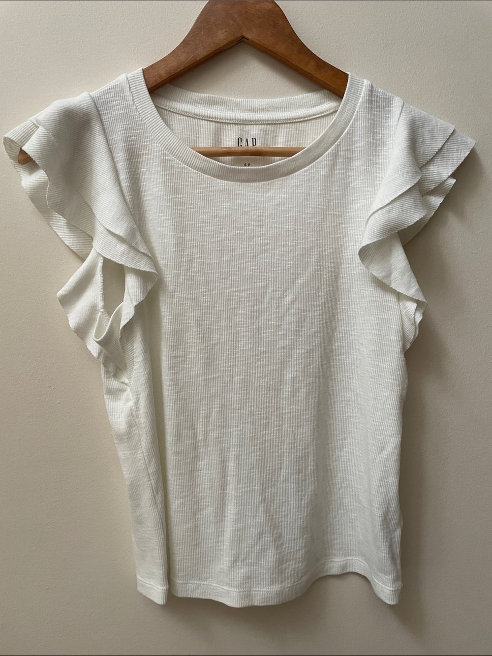 GAP Cream Ribbed Ruffle Sleeve Short Sleeve Top